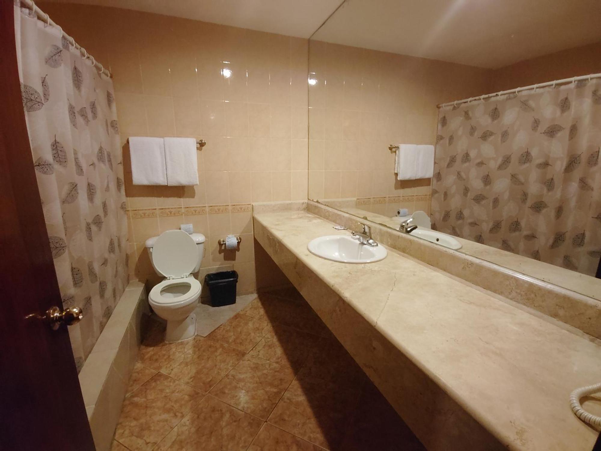 Princess Hotel And Casino Free Zone Корозал Екстериор снимка
